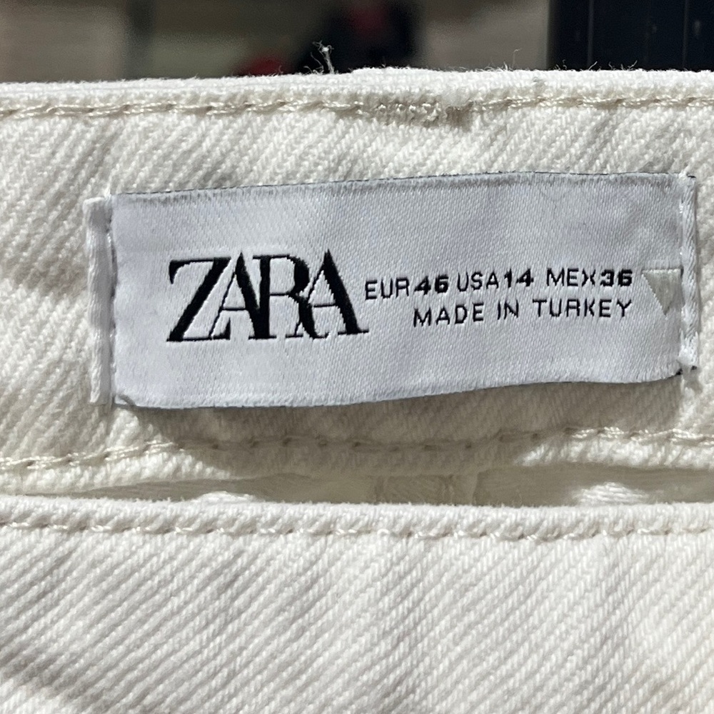 Zara Large Cuff White Denim Pant - Picture 2 of 4